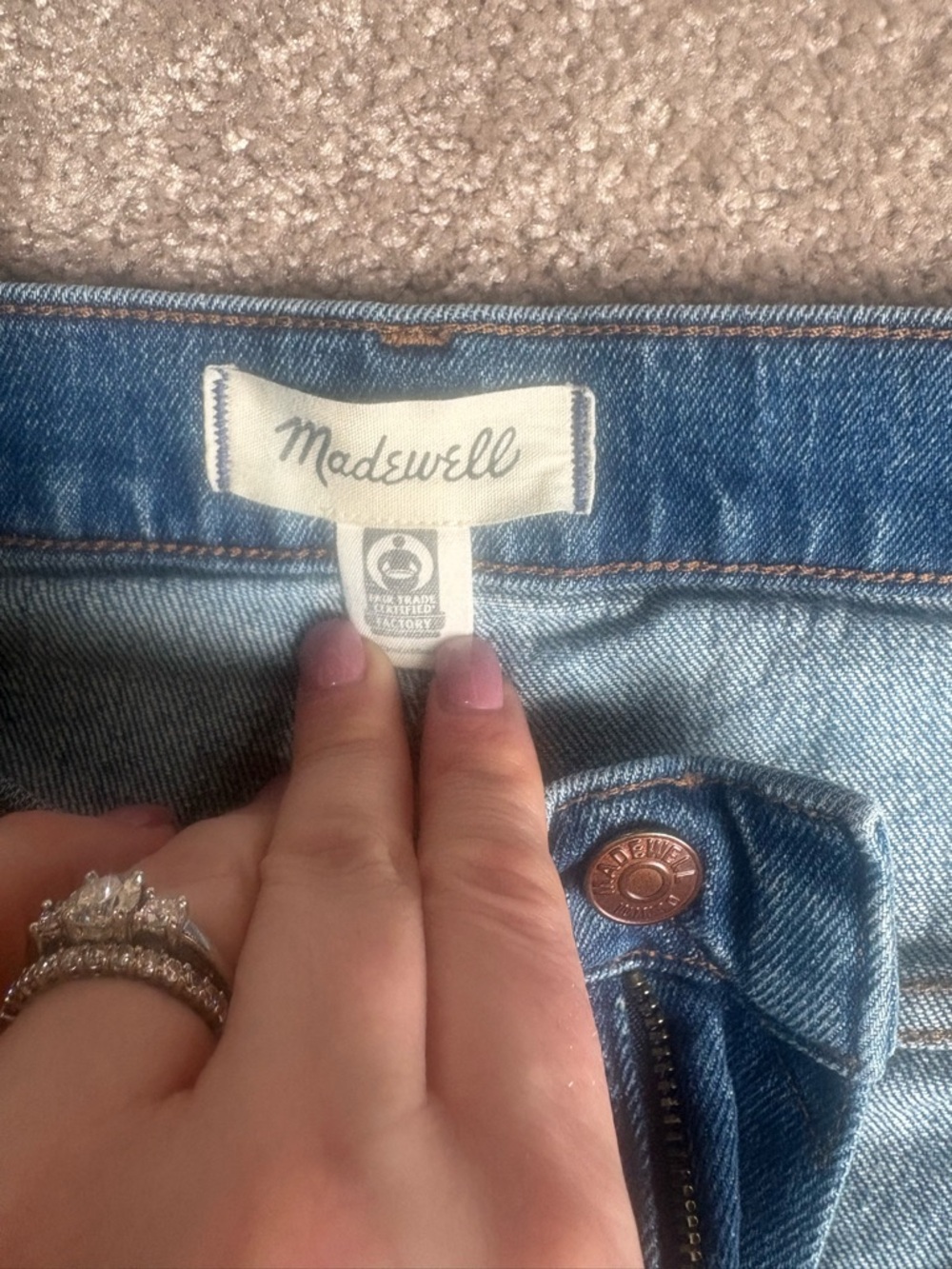 Classic Vintage Straight-Leg Blue Jeans- Madewell - Picture 3 of 4